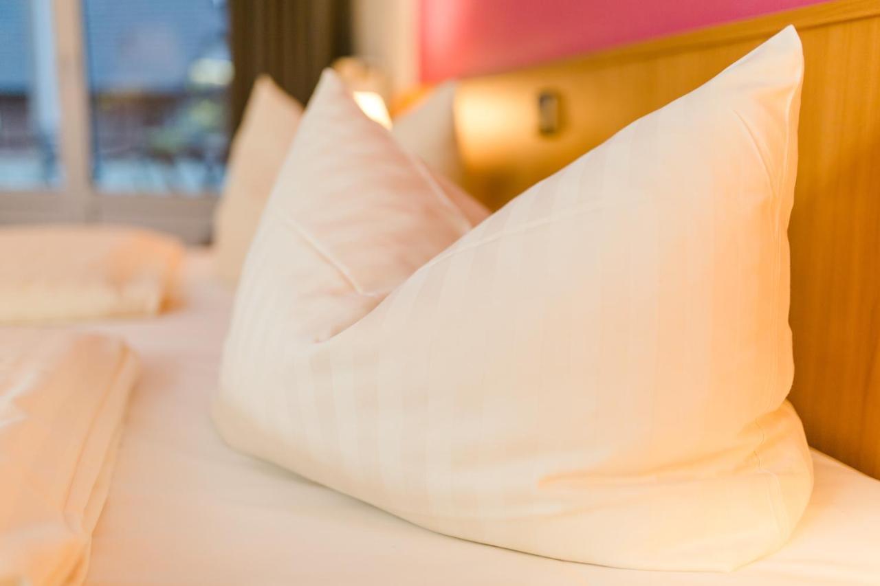 Akzent Hotel Zur Gruenen Eiche Bispingen Bagian luar foto