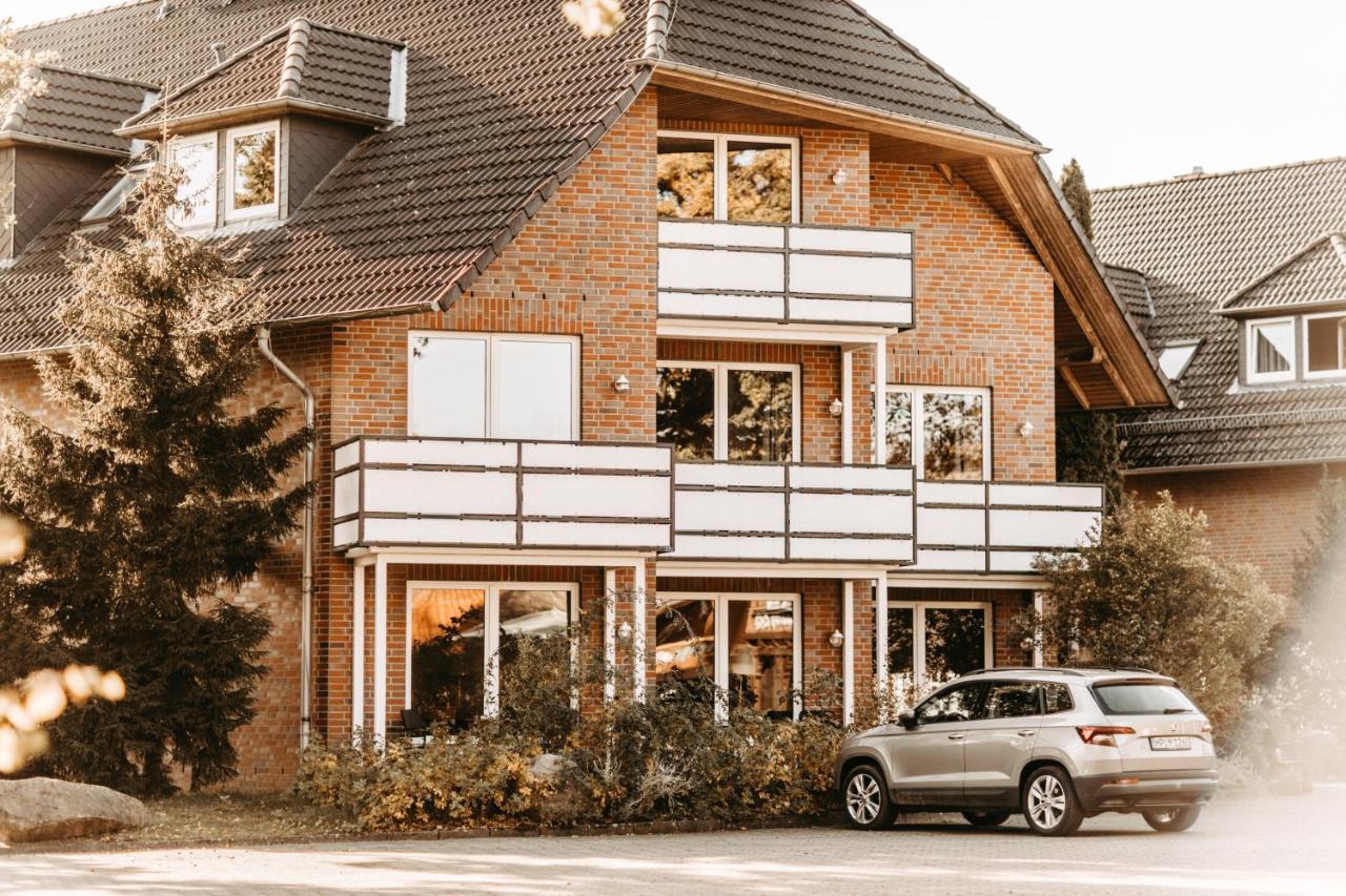 Akzent Hotel Zur Gruenen Eiche Bispingen Bagian luar foto