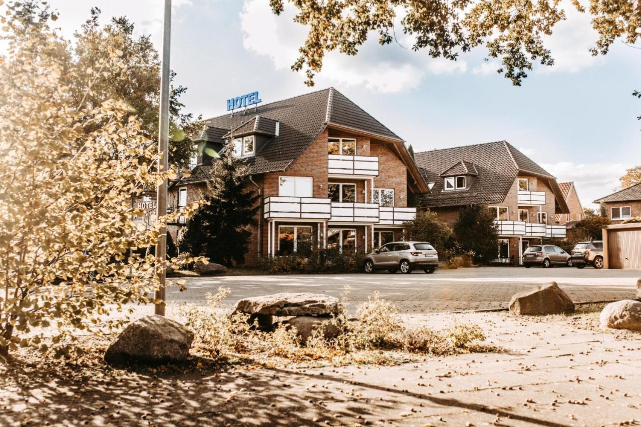 Akzent Hotel Zur Gruenen Eiche Bispingen Bagian luar foto